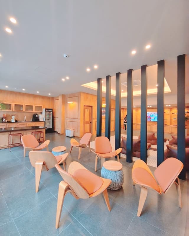 빈백이 있는 편안한 고객 대기실